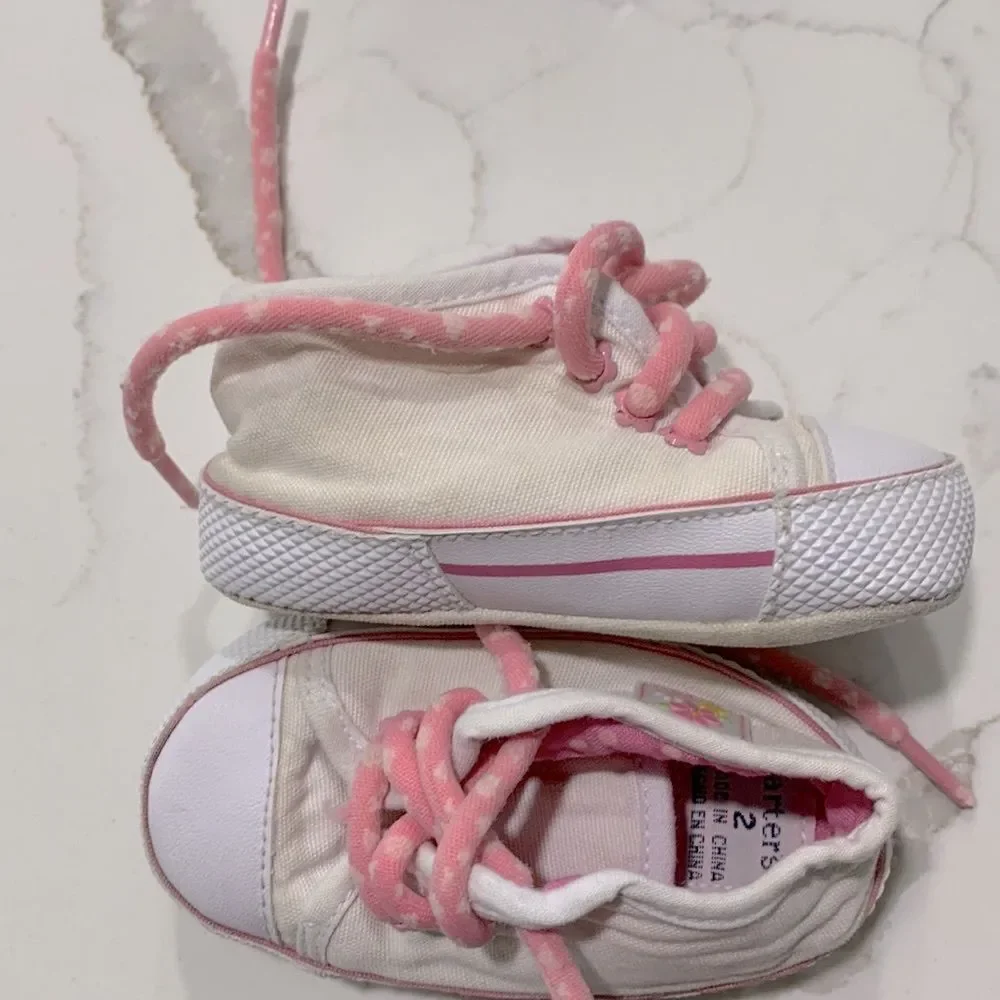 Carter’s INFANT BABY HIGH TOP White Pink Walking Fashion Sneakers Shoes Size 2
